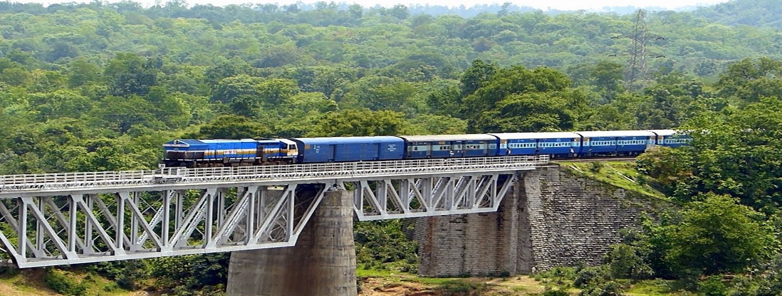 Best Mumbai to Goa Trains – Check Information
